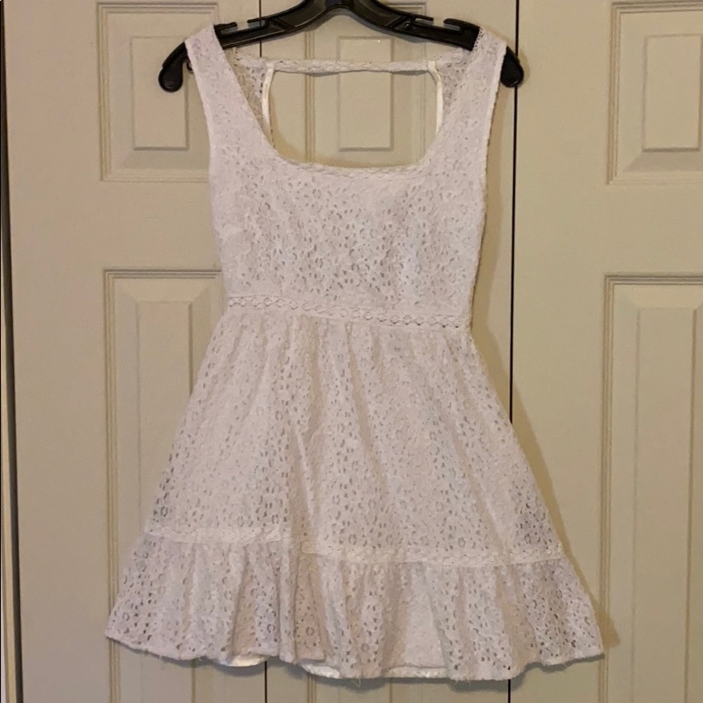 Lace white dress